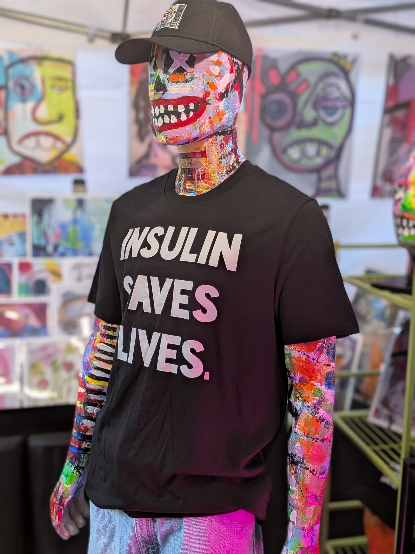 INSULIN SAVES LIVES. | 100% Organic Cotton T-shirt | Bold Series